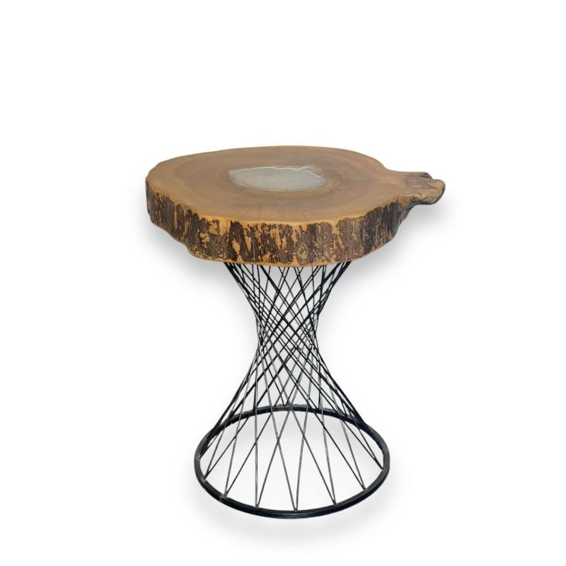 Ceviz Kütük Epoksili Sehpa